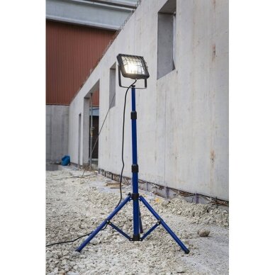 30W LED šviestuvas su stovu lagamine AS-SCHWABE 2 30W LED šviestuvas su stovu lagamine AS-SCHWABE 2