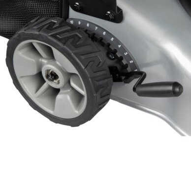 Akumuliatorinė vejapjovė MAKITA DLM466ZX 5 Akumuliatorinė vejapjovė MAKITA DLM466ZX 5