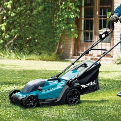 Akumuliatorinė vejapvovė MAKITA DLM330Z 6 Akumuliatorinė vejapvovė MAKITA DLM330Z 6