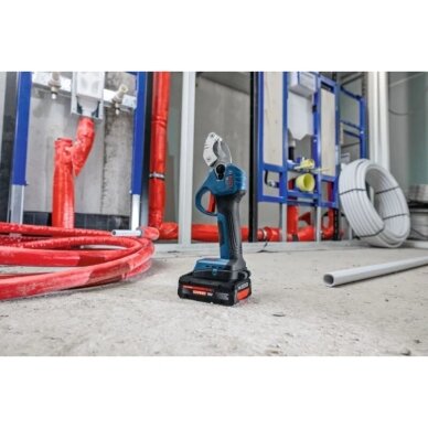 Akumuliatorinės vamzdžių žirklės BOSCH GPC18V-32P Solo CT 3
