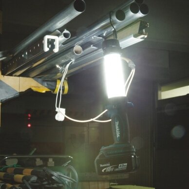 Akumuliatorinis LED prožektorius MAKITA DML806 1 Akumuliatorinis LED prožektorius MAKITA DML806 1