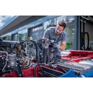 Akumuliatorinis smūginis veržliasukis BOSCH GDS 18V-450 HC 2x5,0Ah 2 Akumuliatorinis smūginis veržliasukis BOSCH GDS 18V-450 HC 2x5,0Ah 2