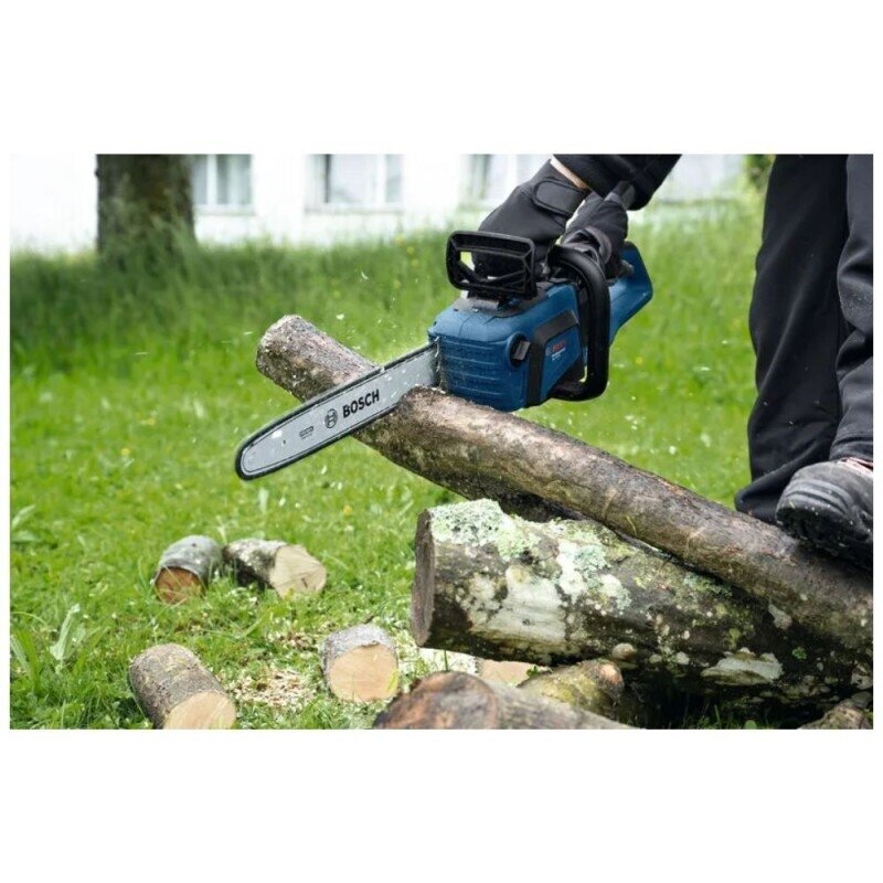 Akumuliatorinis grandininis pjūklas BOSCH GKE 18V-30 7