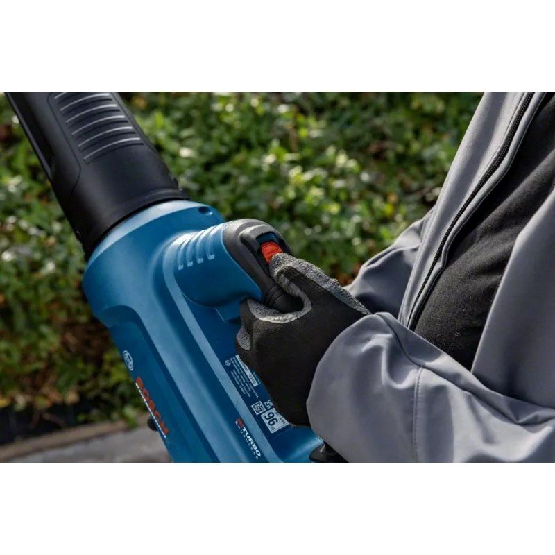 Akumuliatorinis lapų pūstuvas BOSCH Biturbo GBL 18V-750 Solo 3 Akumuliatorinis lapų pūstuvas BOSCH Biturbo GBL 18V-750 Solo 3