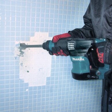Atskėlimo plaktukas MAKITA HK1820 1 Atskėlimo plaktukas MAKITA HK1820 1