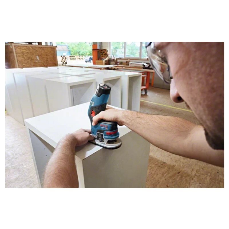 Frezeris BOSCH GKF 12V-8 2 Frezeris BOSCH GKF 12V-8 2