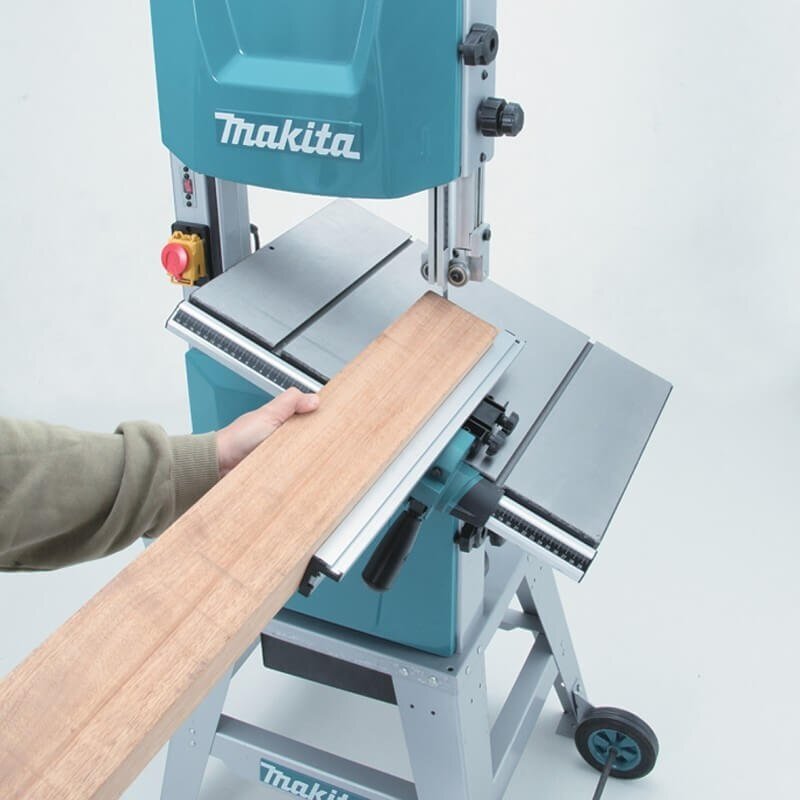 Juostinis pjūklas MAKITA LB1200F 2 Juostinis pjūklas MAKITA LB1200F 2