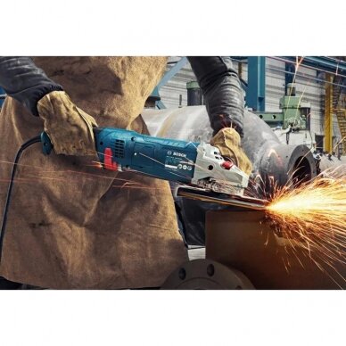 Kampinis šlifuoklis BOSCH GWS 24-230 JZ 2400W 3 Kampinis šlifuoklis BOSCH GWS 24-230 JZ 2400W 3