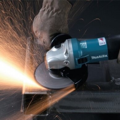 Kampinis šlifuoklis MAKITA GA6040CF01 1 Kampinis šlifuoklis MAKITA GA6040CF01 1