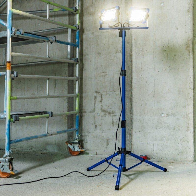 LED prožektorius su stovu AS-SCHWABE Slimline Pro 2x50W 4