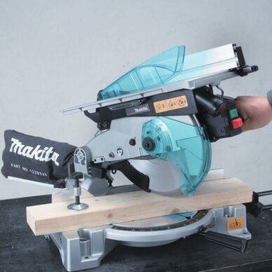 Medžio pjovimo staklės MAKITA LH1040F 1 Medžio pjovimo staklės MAKITA LH1040F 1