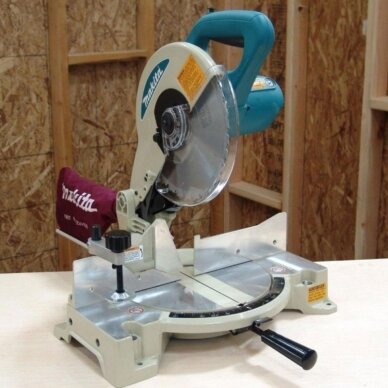 Pjovimo staklės MAKITA LS1040N 4 Pjovimo staklės MAKITA LS1040N 4