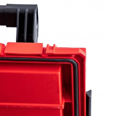 QBRICK PRIME įrankių dėžė su ratukais RED 3 QBRICK PRIME įrankių dėžė su ratukais RED 3