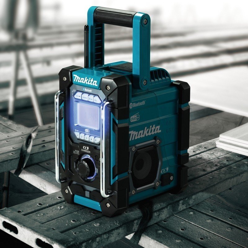 Radijo imtuvas su bluetooth MAKITA DMR301 1 Radijo imtuvas su bluetooth MAKITA DMR301 1