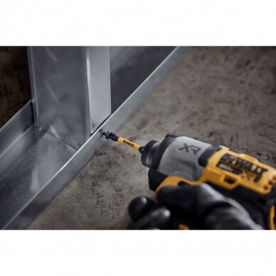 Smūginių antgalių rinkinys FLEXTORQ, DeWALT, 32 vnt. 2 Smūginių antgalių rinkinys FLEXTORQ, DeWALT, 32 vnt. 2