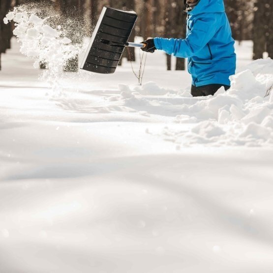 Sniego kastuvas - stūmiklis Fiskars SnowXpert™ 143001 3 Sniego kastuvas - stūmiklis Fiskars SnowXpert™ 143001 3