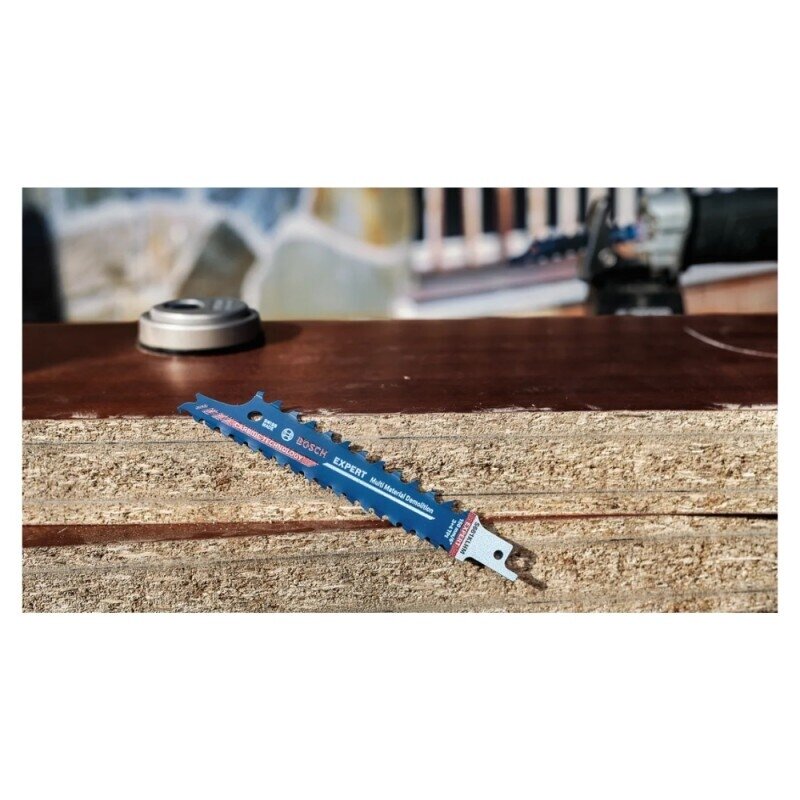 Tiesinio pjūklo geležtė BOSCH EXPERT Multi Material Demolition S681 KLHM 3 Tiesinio pjūklo geležtė BOSCH EXPERT Multi Material Demolition S681 KLHM 3