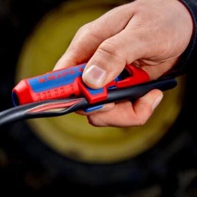 Universalus nuizoliavimo įrankis saulės fotovoltinių sistemų instaliacijai KNIPEX ErgoStrip 2