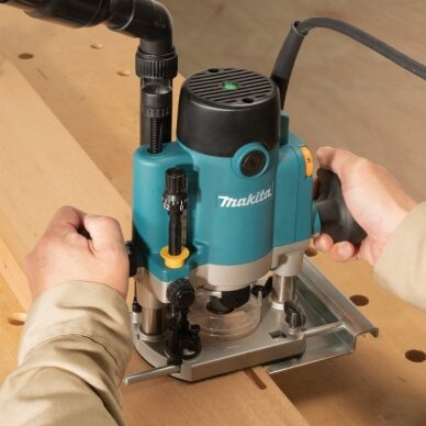 Vertikali freza MAKITA RP1111CJ 5 Vertikali freza MAKITA RP1111CJ 5