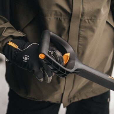 Teleskopinis semtuvas sniegui Fiskars X-series 2 Teleskopinis semtuvas sniegui Fiskars X-series 2